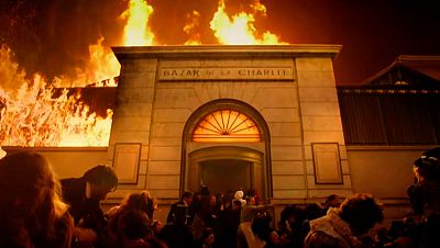 El incendio de 'El Bazar de la Caridad' que conmocionó a París. ¿Qué pasó realmente en 1897?