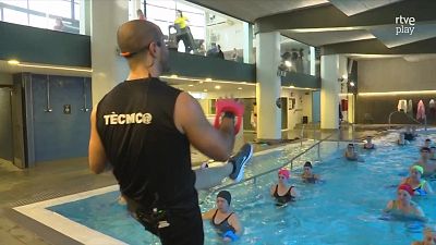 Els beneficis de fer aquagym | L'altaveu - L'altaveu | Veure