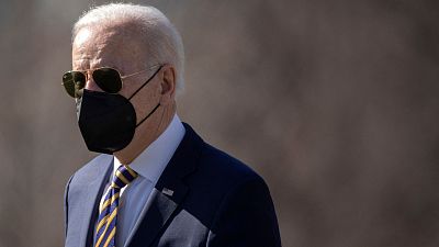Biden ordena destinar fondos afganos a las víctimas del 11-S y ayuda humanitaria a Afganistán