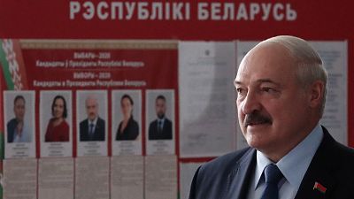El presidente de Bielorrusia, Alexandr Lukashenko, reelegido con más del 80% de los votos