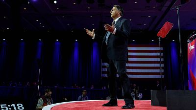 Bolsonaro dice que su misión en Brasil "no ha terminado" y que volverá "en breve" a su país para hacer política