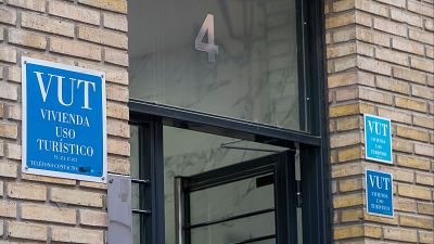 Booking elimina más de 4.000 anuncios ilegales de pisos turísticos tras un requerimiento de Consumo