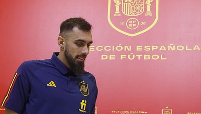 Borja Iglesias renuncia a la selección: cascada de reacciones en el mundo del fútbol al anuncio de Rubiales