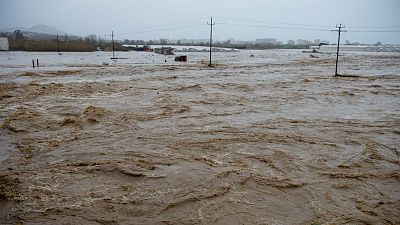 El temporal 'Gloria' inunda Cataluña y ya deja ocho muertos, cuatro desaparecidos y cuantiosos daños El temporal 'Gloria' inunda Cataluña y ya deja ocho muertos, cuatro desaparecidos y cuantiosos daños