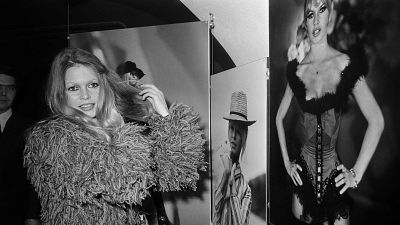Cine, provocación, amor por los animales y polémicas: la vida de Brigitte Bardot en imágenes