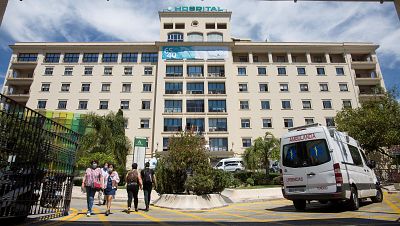Un brote de COVID entre trabajadores del hospital de Málaga deja 68 infectados