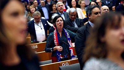 Bruselas aprueba el acuerdo de salida de la UE con Reino Unido por 621 votos a favor y 49 en contra