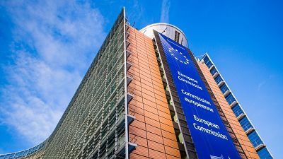 Bruselas mejora en tres décimas la previsión de crecimiento de España este año hasta el 2,9%