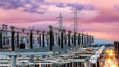 Bruselas aprueba el plan de 9.000 millones del Gobierno para pagar a las eléctricas y garantizar el suministro tras el apagón