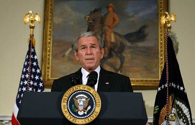 Bush inyectará hasta 17.400 millones al motor a cambio de que sea viable en marzo