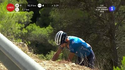 Alejandro Valverde abandona la Vuelta 2021 por culpa de una dura caída