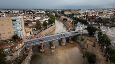 Una calle, seis pueblos: recorrido por las cicatrices de la dana, un año después
