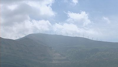 Cantabria tramitará "con el máximo rigor" 39 solicitudes de parques eólicos