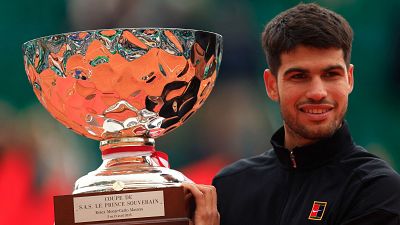 Carlos Alcaraz remonta a Musetti y se corona campeón en Montecarlo