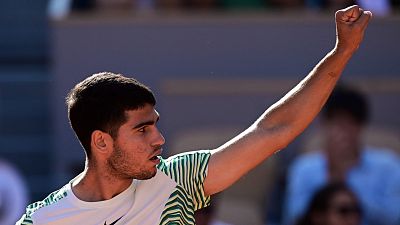 Carlos Alcaraz pasa por encima de Musetti para meterse en cuartos de Roland Garros 2023