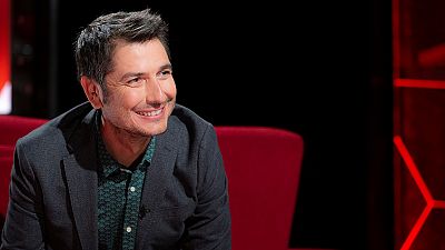 Entrevista a Carlos del Amor sobre 'La matemática del espejo' en 'Atención Obras' Entrevista a Carlos del Amor sobre 'La matemática del espejo' en 'Atención Obras'