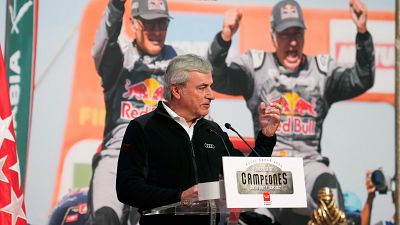 Carlos Sainz (padre), sobre la decisión de Ferrari: "Lo que ahora no parece bueno, puede traer mejores cosas en el futuro"