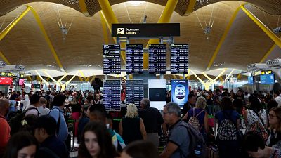 Casi una treintena de saharauis inician una huelga de hambre en Barajas tras denegarles Interior el asilo