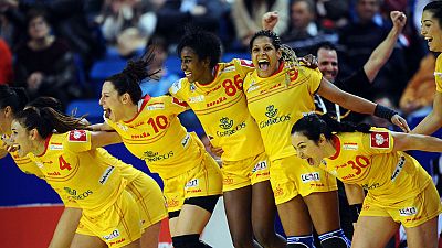 Las 'guerreras' se cuelan en las semis del Europeo y se verán las caras con Montenegro | Ver