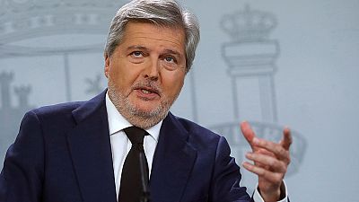 El Gobierno dice que es "muy pronto" para hablar de elecciones en Cataluña en enero y desmiente a PSOE y Cs El Gobierno dice que es "muy pronto" para hablar de elecciones en Cataluña en enero y desmiente a PSOE y Cs
