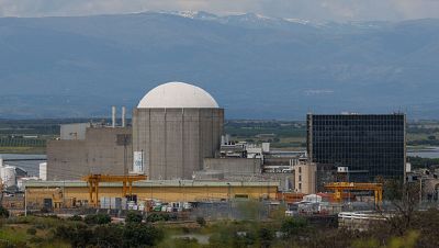 La Central Nuclear de Almaraz, el centro de la campaña electoral en Extremadura