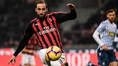 El Chelsea hace oficial la llegada de Higuaín