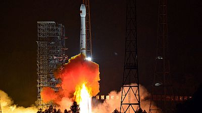 China confirma que lanzará una misión espacial tripulada en 2016