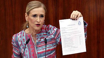 Cifuentes reconoce que no defendió su Trabajo de Máster y responsabiliza a la universidad de la falsificación del acta
