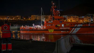 Llegan cinco embarcaciones con 496 personas migrantes a El Hierro, La Gomera y Lanzarote