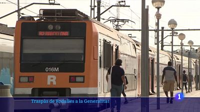 Claus de l'acord d'investidura del PSOE i ERC: què implica el traspàs de Rodalies?