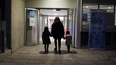 Comença la vacunació dels nens d'entre 5 i 11 anys - veure ara Comença la vacunació dels nens d'entre 5 i 11 anys - veure ara