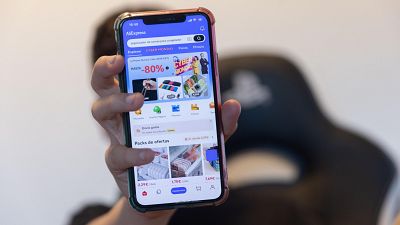 La Comisión Europea multa con 550 millones a AliExpress por la venta de productos ilegales