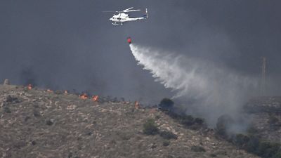 Cómo actuar en caso de un incendio como el de Almería: lugares más seguros y acciones que debes evitar