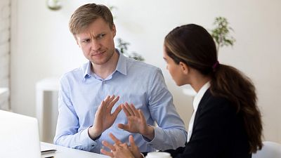 ¿Cómo hablar con una persona que dice a todo que no? ¿Y con el que se hace el 'mártir'?