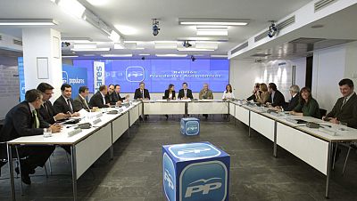 Rajoy se ha reunido con los presidentes autonómicos de su partido y los barones territoriales