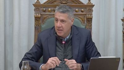 L'alcalde de Badalona, Xavier García Albiol, en el ple urgent d'aquest 24 de desembre L'alcalde de Badalona, Xavier García Albiol, en el ple urgent d'aquest 24 de desembre