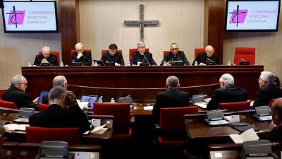 La Conferencia Episcopal estudia una norma para sancionar a obispos que cometan abusos