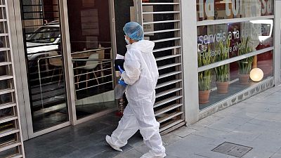 L'Hospitalet limita las actividades y recomienda el autoconfinamiento L'Hospitalet limita las actividades y recomienda el autoconfinamiento