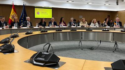 La vicepresidenta María Jesús Montero i diversos consellers autonòmics a la reunió del Consell de Política Fiscal i Financera d'aquest dimecres  (ACN | Miquel Vera)