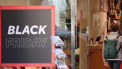 Cartell d'una botiga que anuncia el Black Friday (ACN | Maria Asmarat) Cartell d'una botiga que anuncia el Black Friday (ACN | Maria Asmarat)