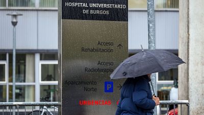 ¿Qué controles deben seguir los hospitales para evitar errores en la administración de fármacos como en Burgos?