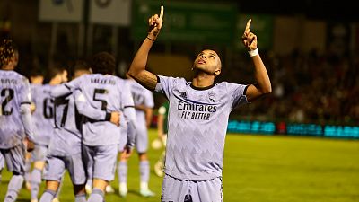 El Real Madrid sufre para ganar al Cacereño y caen tres 'Primeras': Elche, Getafe y Rayo