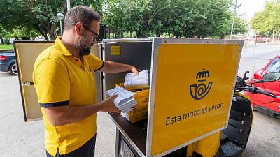 Correos abrirá en Galicia en los festivos de Carnaval para atender el voto por correo