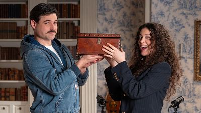 'Cosas de Palacio', el vídeopodcast de 'La Promesa' y 'Valle Salvaje' - Cosas de palacio | Ver tráiler