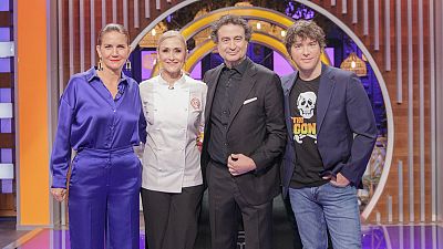 Cristina Cifuentes, aspirante de 'MasterChef Celebrity 9', visita el programa como invitada