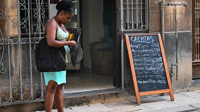 Cuba sufre un nuevo apagón eléctrico con la dificultad añadida de la falta de combustible para reiniciar el sistema