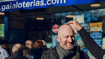 L'administració de loteria Gaialoteries reparteix la sort entre els veins calbs L'administració de loteria Gaialoteries reparteix la sort entre els veins calbs