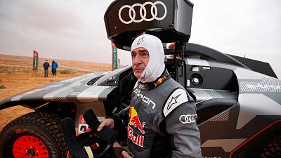 Sebastien Loeb recorta diferencias con Al-Attiyah y Sainz recupera sensaciones