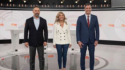 Sánchez y Díaz exhiben sintonía y Abascal pide "cambio" en el debate final en RTVE Sánchez y Díaz exhiben sintonía y Abascal pide "cambio" en el debate final en RTVE