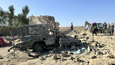 Pakistán bombardea el este de Afganistán y mata al menos a 17 personas, entre ellas 11 niños